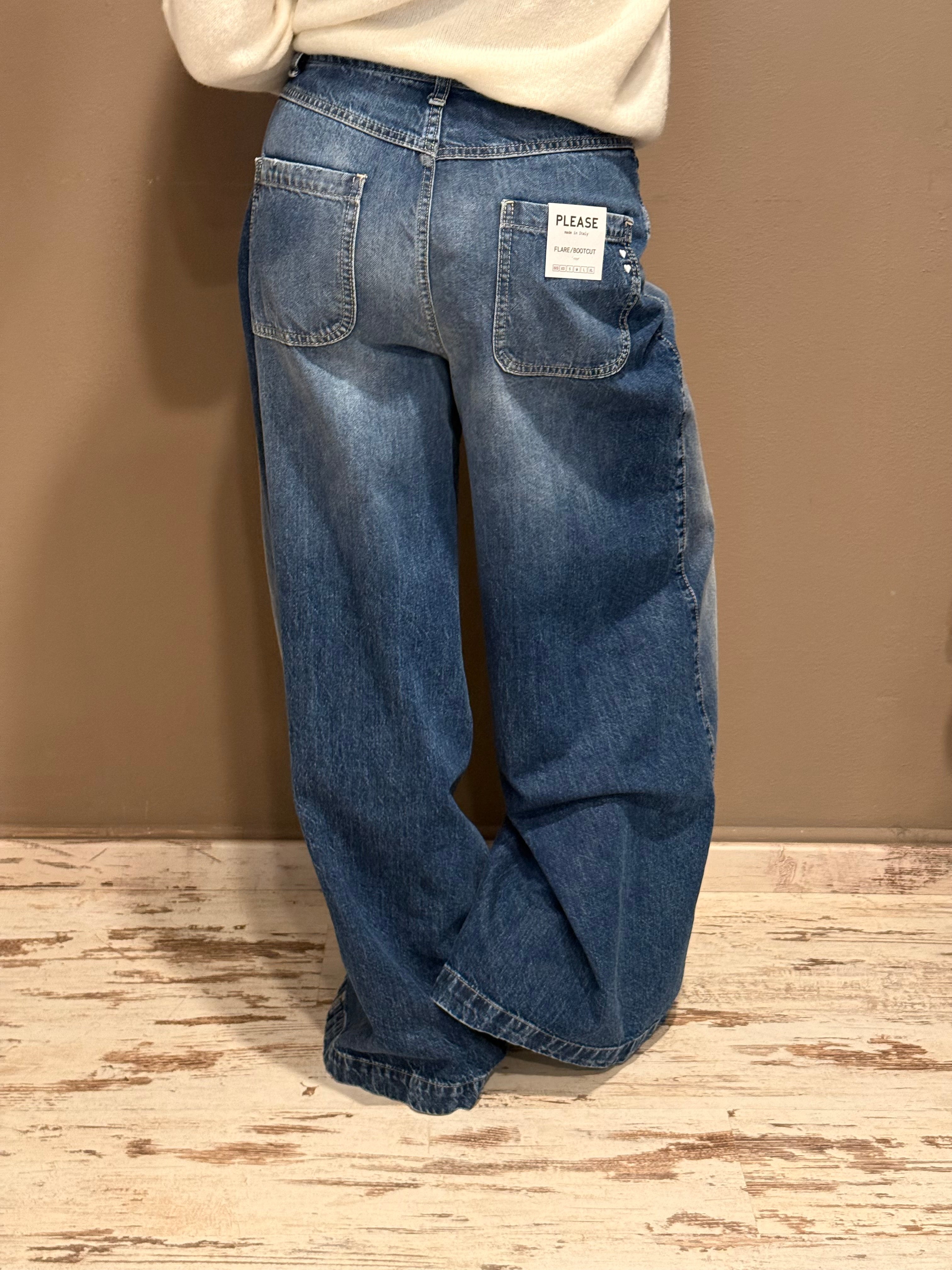 Jeans a gamba larga e vita alta Please