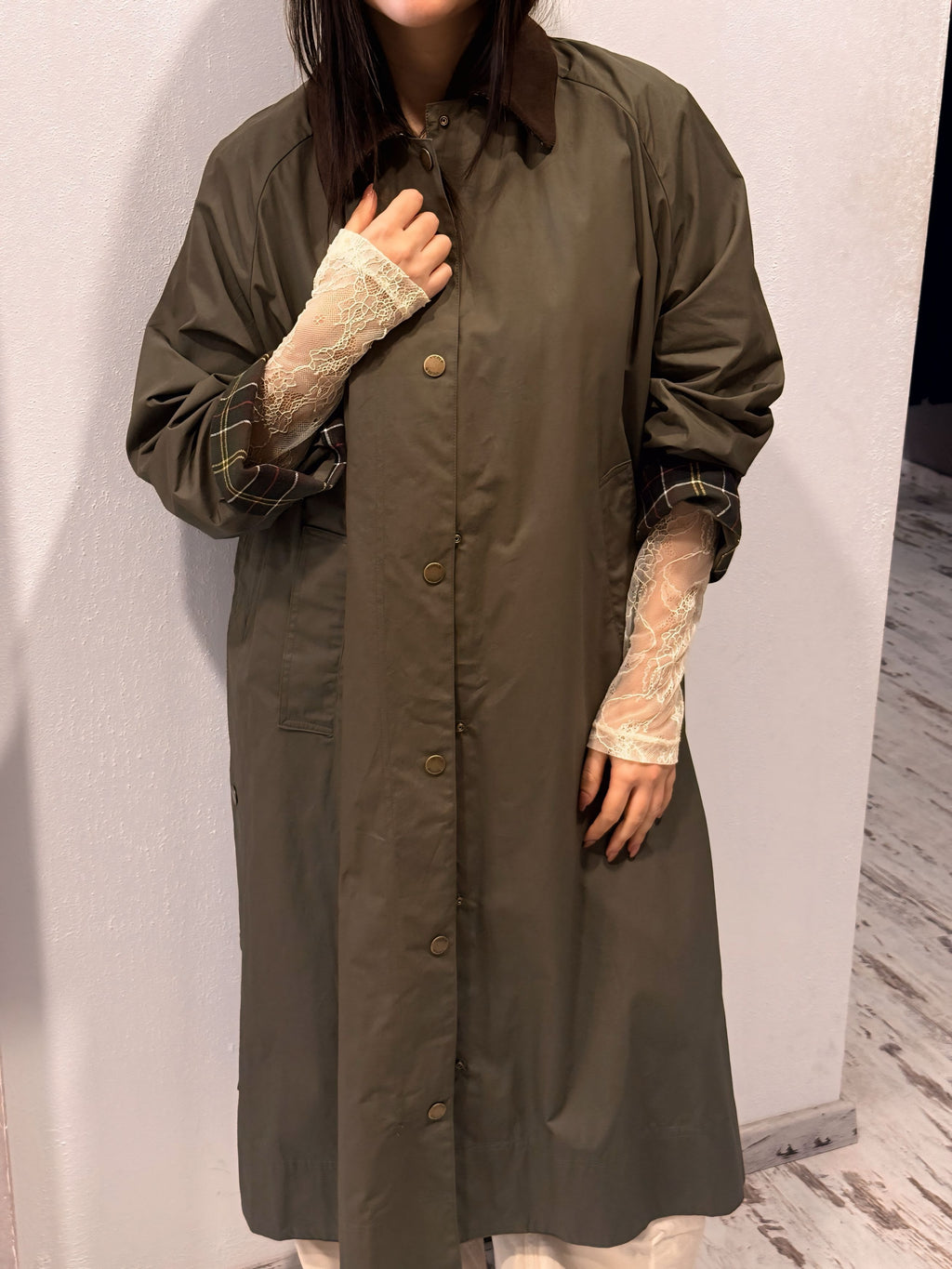 Trench verde militare collo velluto Vicolo