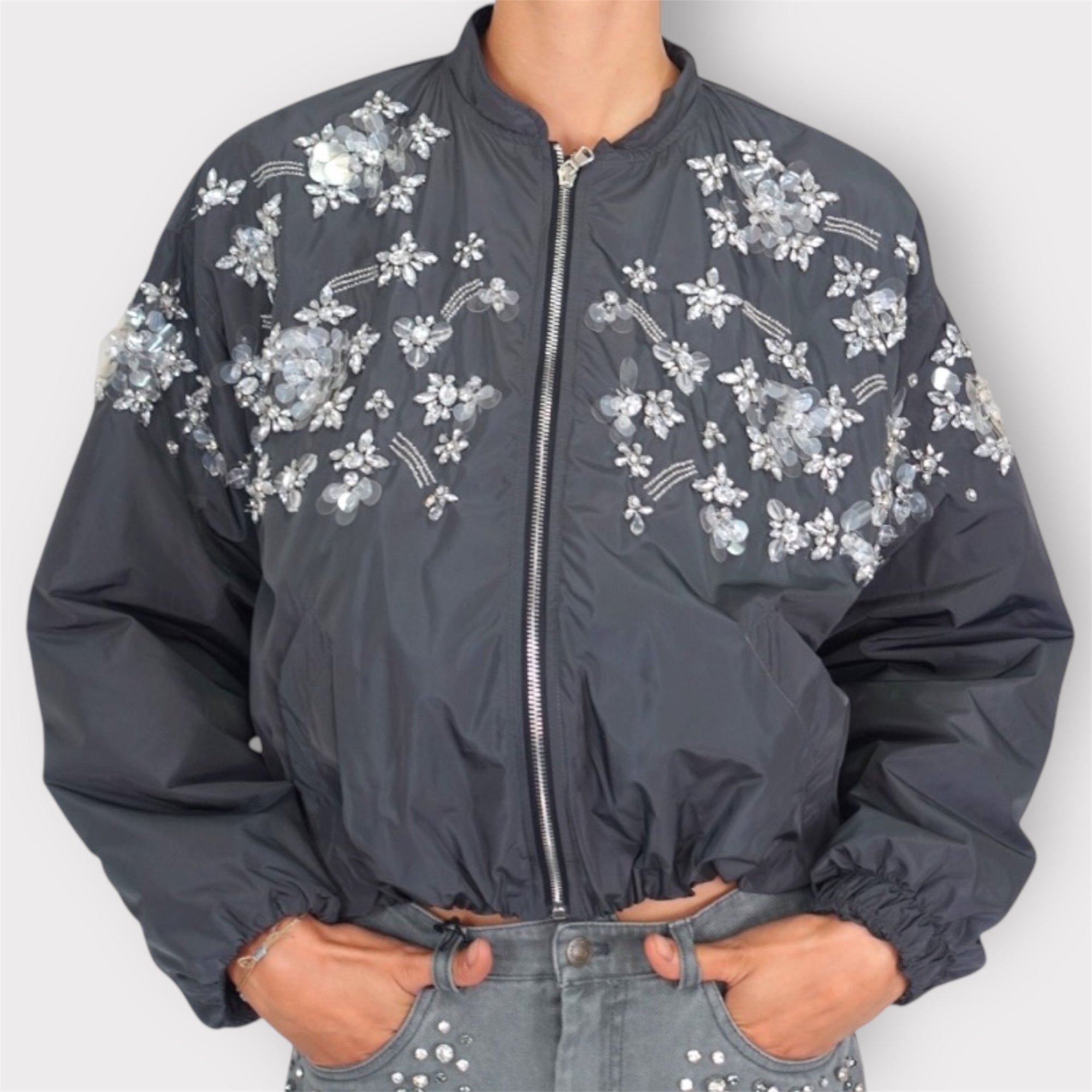 Haveone bomber over con cristalli ricamati