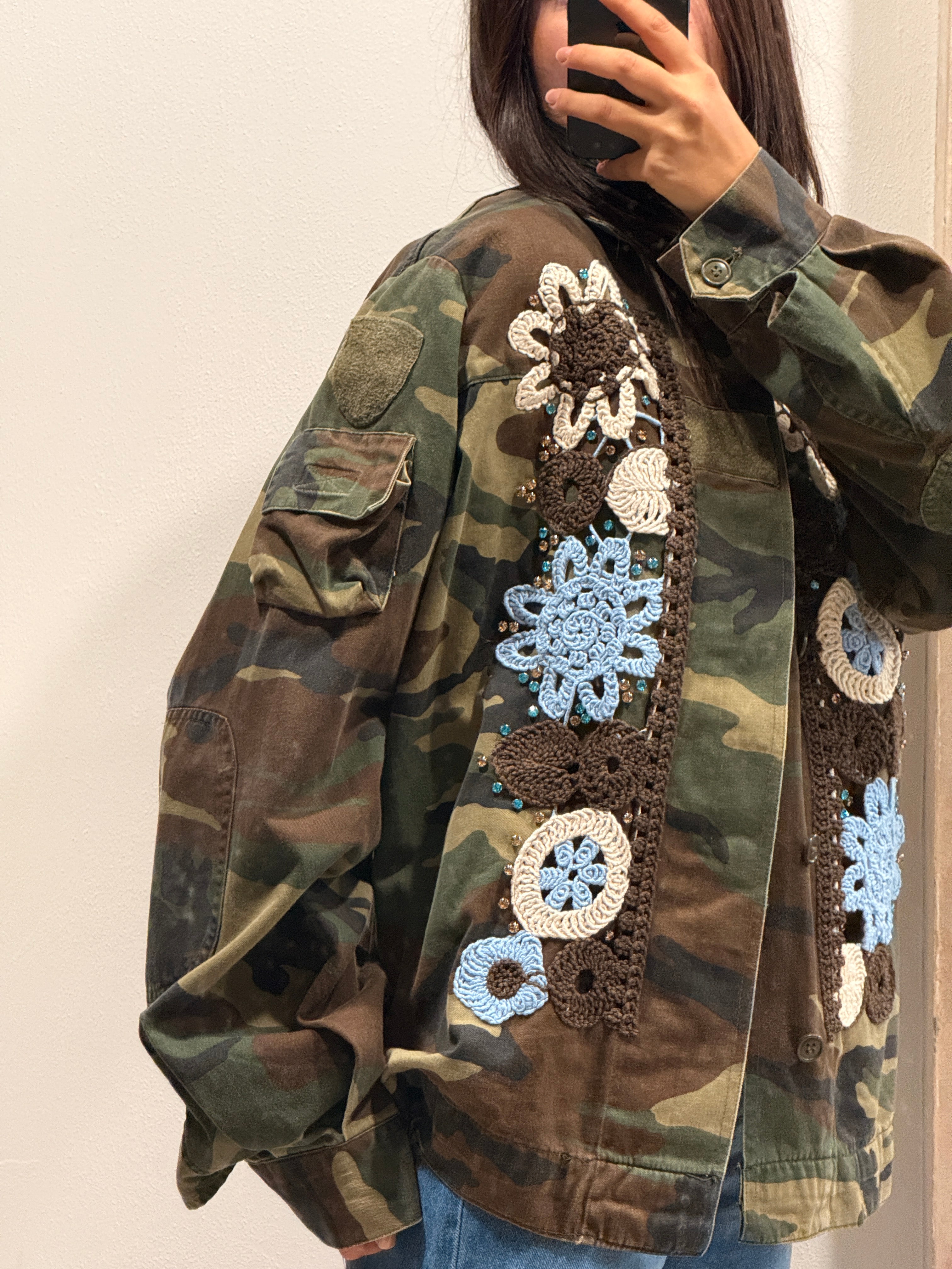Camicia camouflage con strass e ricami Susy mix