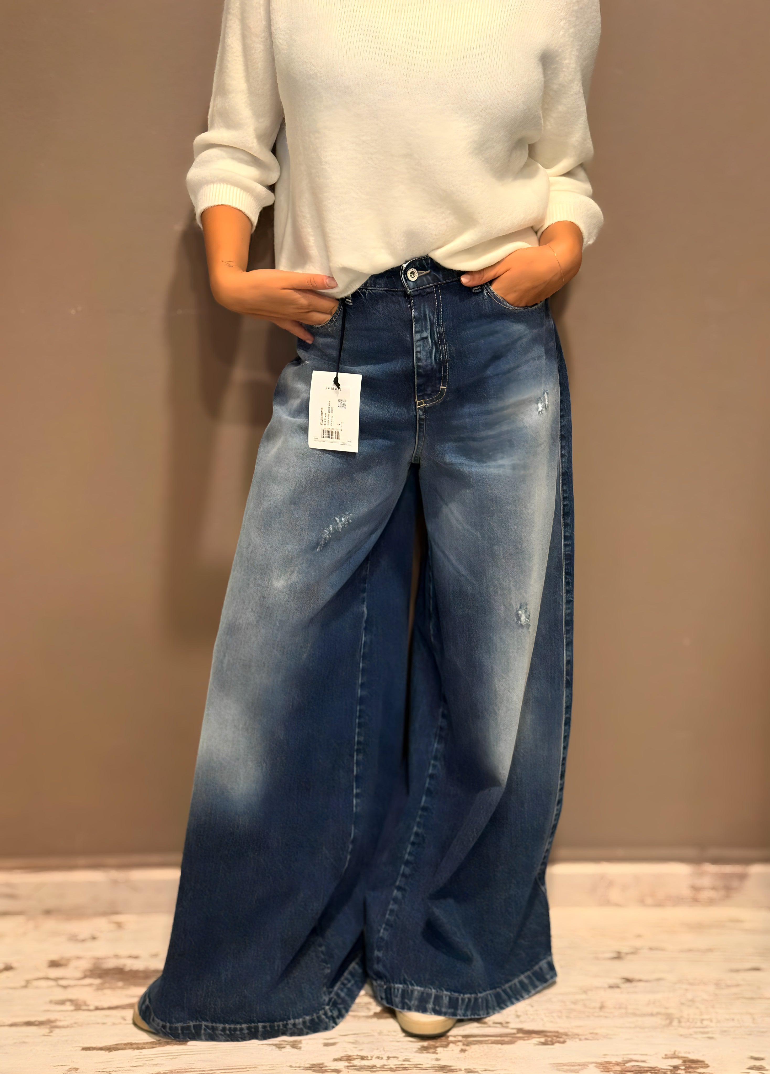 Jeans a gamba larga e vita alta Please