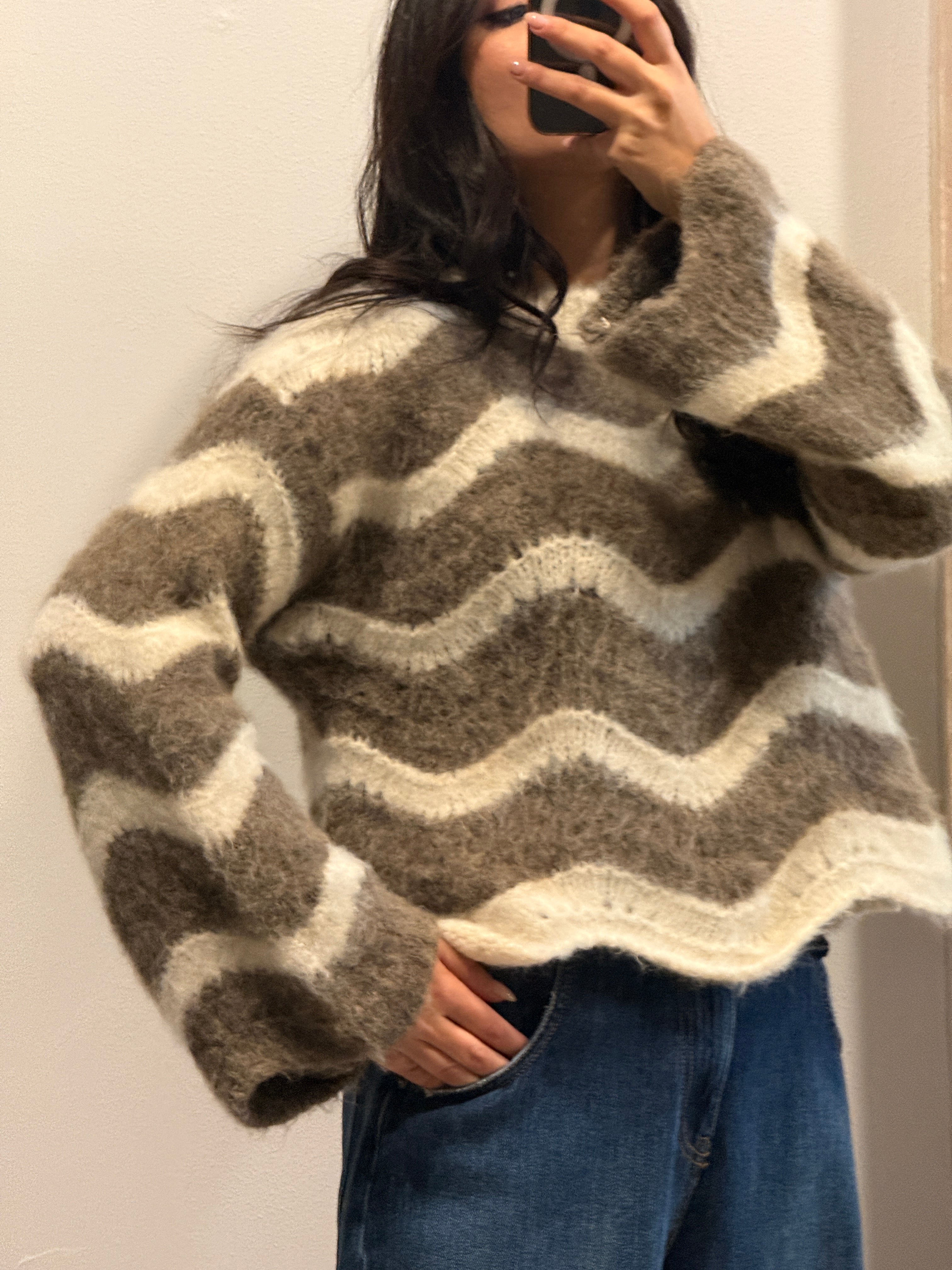 Maglia a righe ondulate panna e moka Please