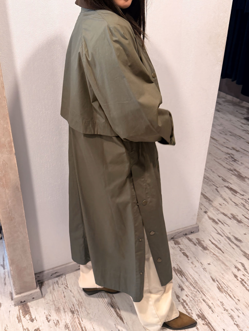 Trench verde militare collo velluto Vicolo