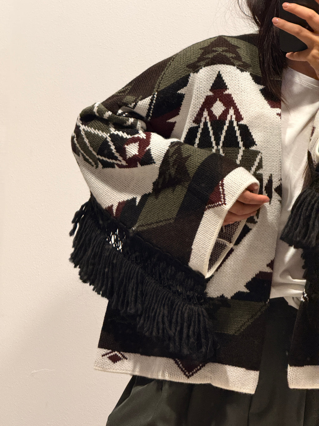 Cardigan motivo etnico con frange ViCOLO
