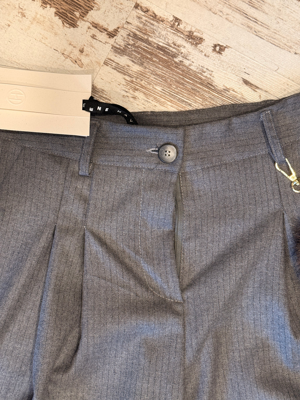 Bermuda gessato HaveOne con accessorio