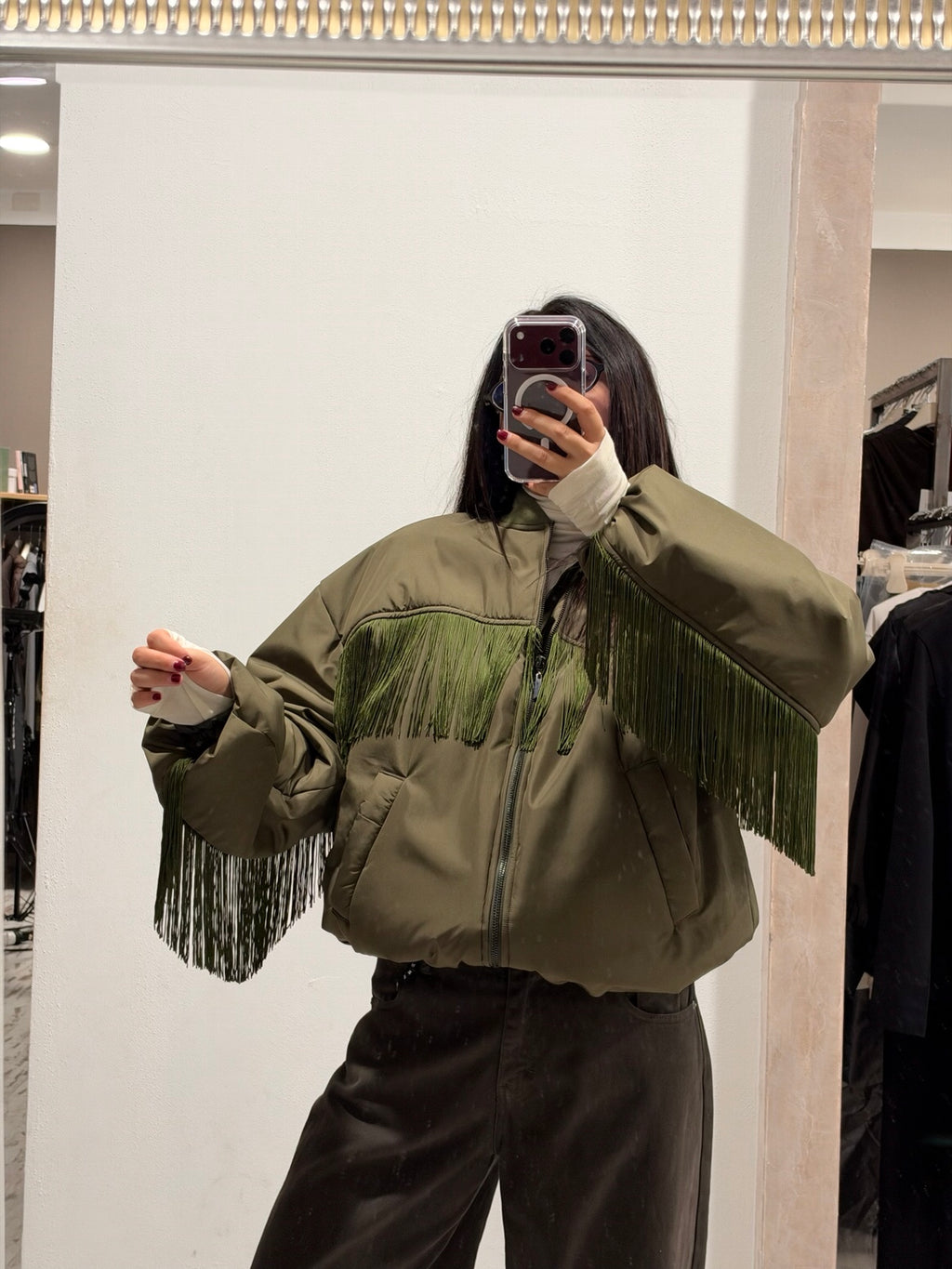 Bomber Tensione IN verde militare con frange vista frontale