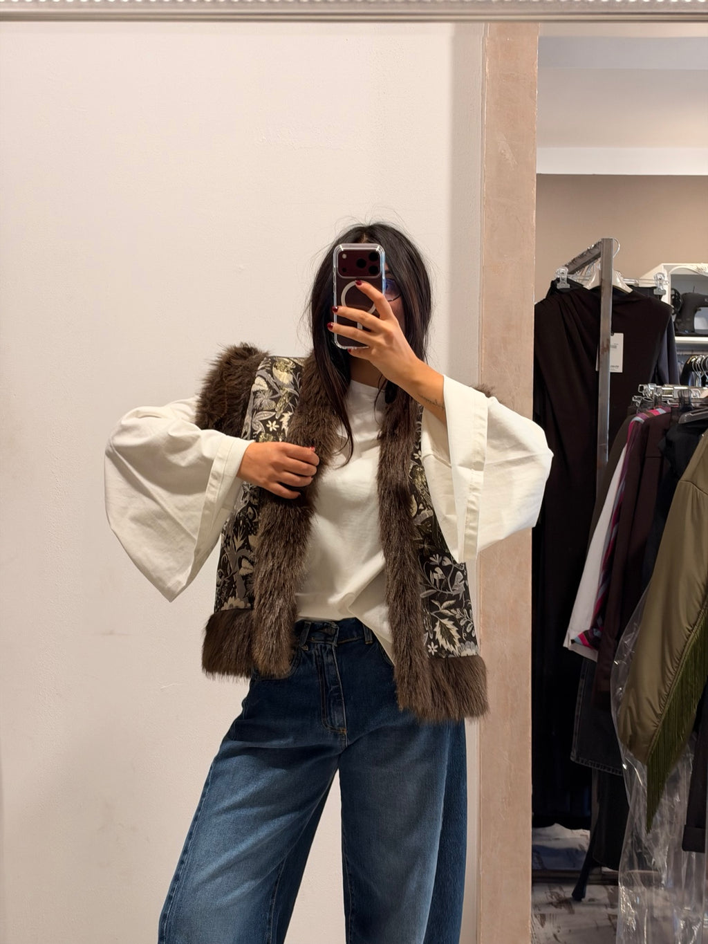 Gilet senza maniche pelliccia marrone con inserto fantasia davanti